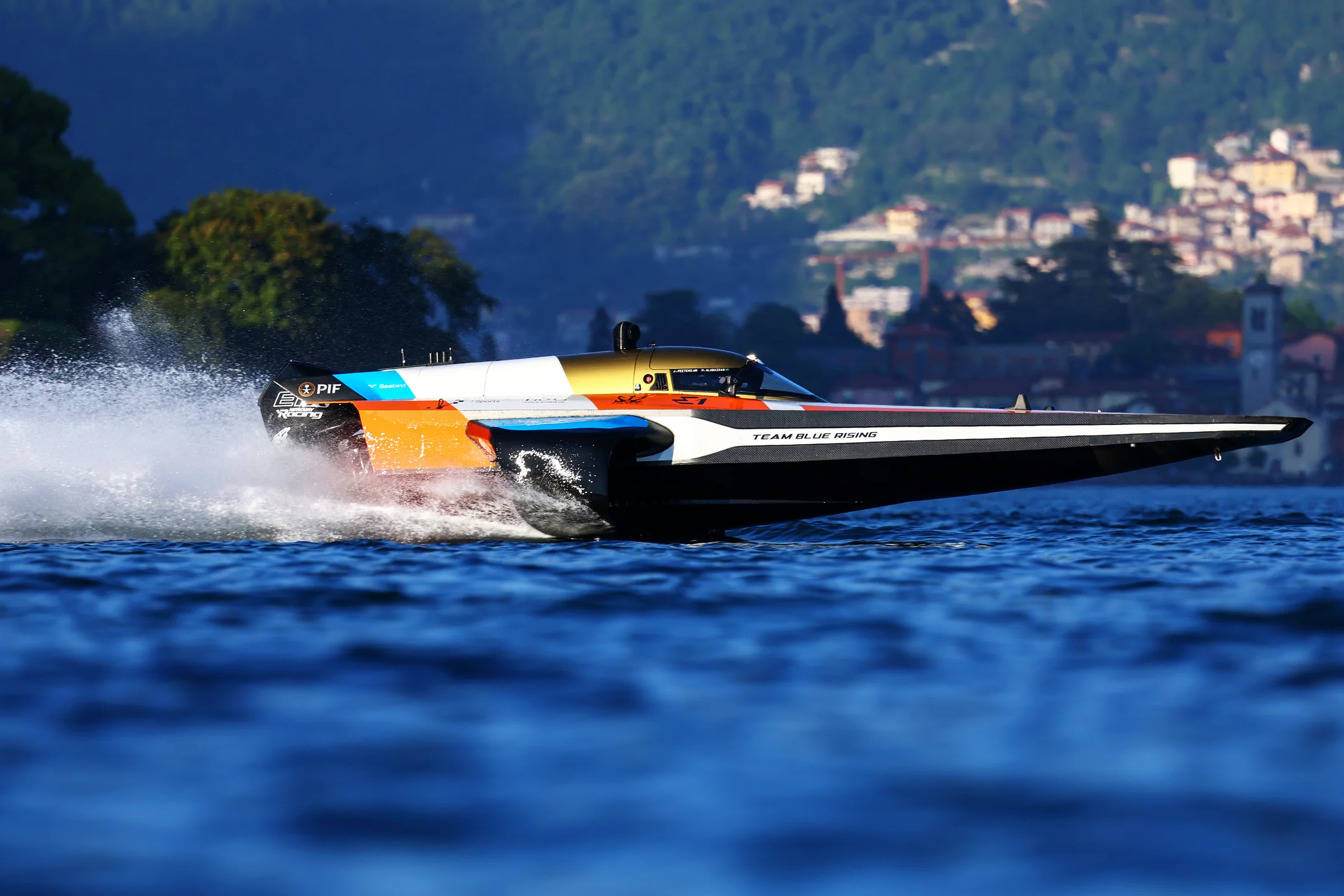 Team Blue Rising RaceBird racing at Lake Como